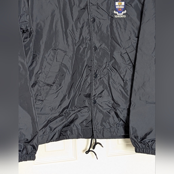 University of Toronto Unisex Adult (Size Small) Dark Blue Jacket/Windbreaker - Picture 4 of 16
